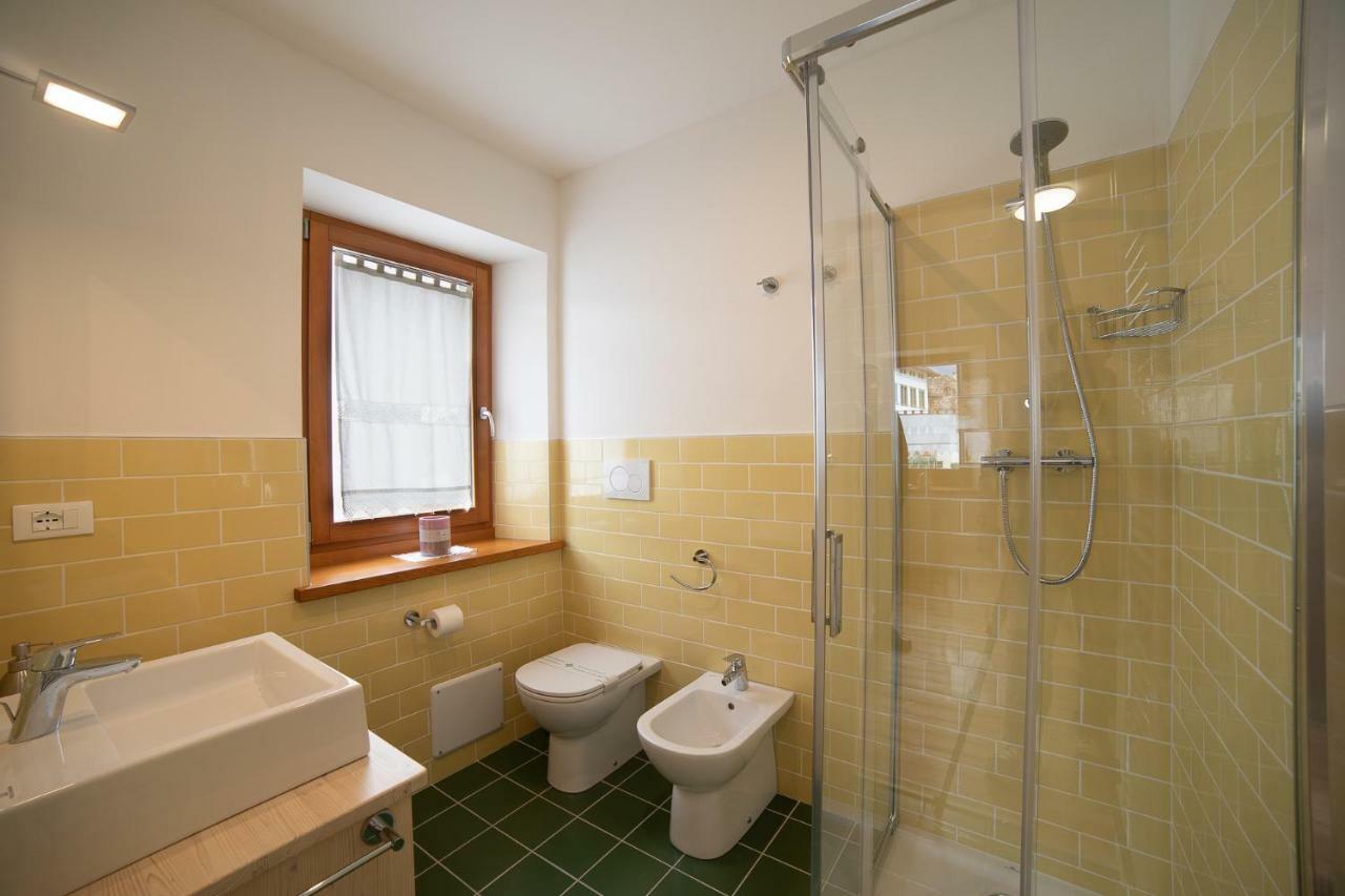 Alpedale Locanda オヴァーロ エクステリア 写真
